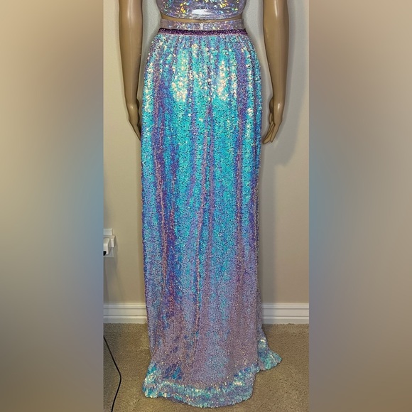 Holographic Three-Piece Festival Set - Picture 4 of 9